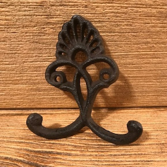 One (1) Crown Wall Double Hook 4 3/4" tall 4" wide Home Wall Decor ONE 0184-1025 - Picture 3 of 16